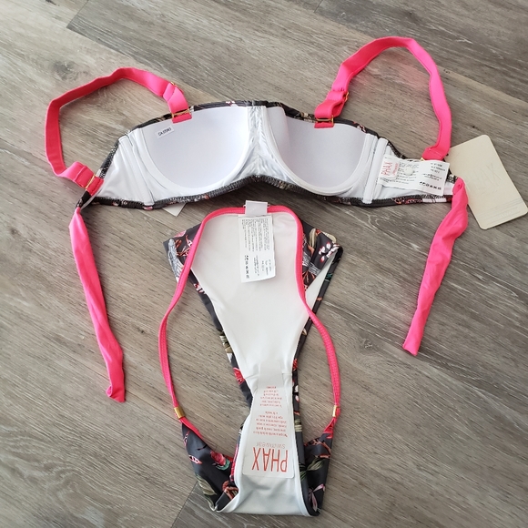 Swimsuit size M - Picture 3 of 5